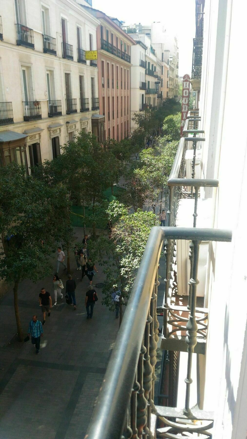 Hostal Palacios Fuencarral Madrid Exterior photo